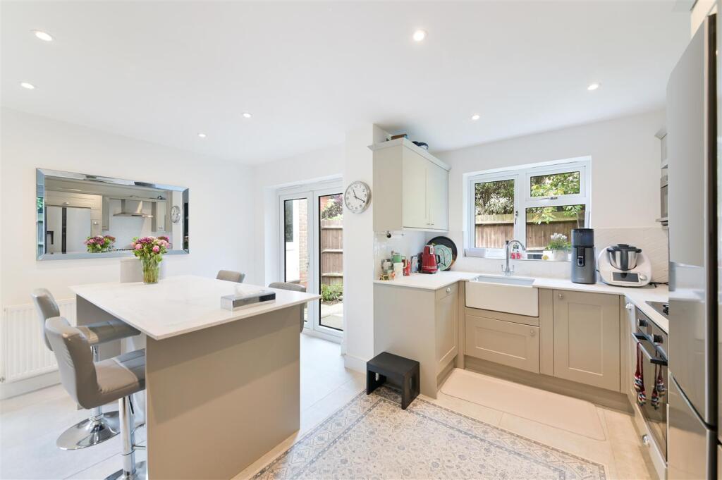 RIPLEY WAY, (10).jpg