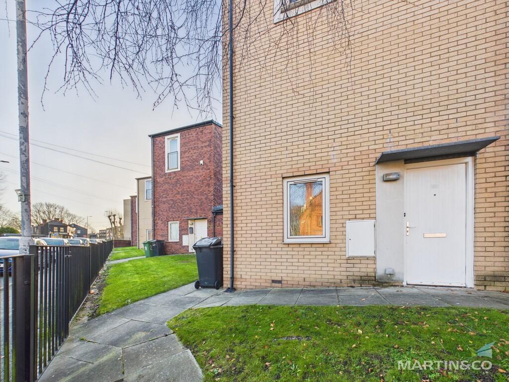 CAM03111G0-PR0424...