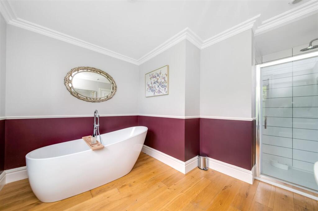 HOUSE BATHROOM