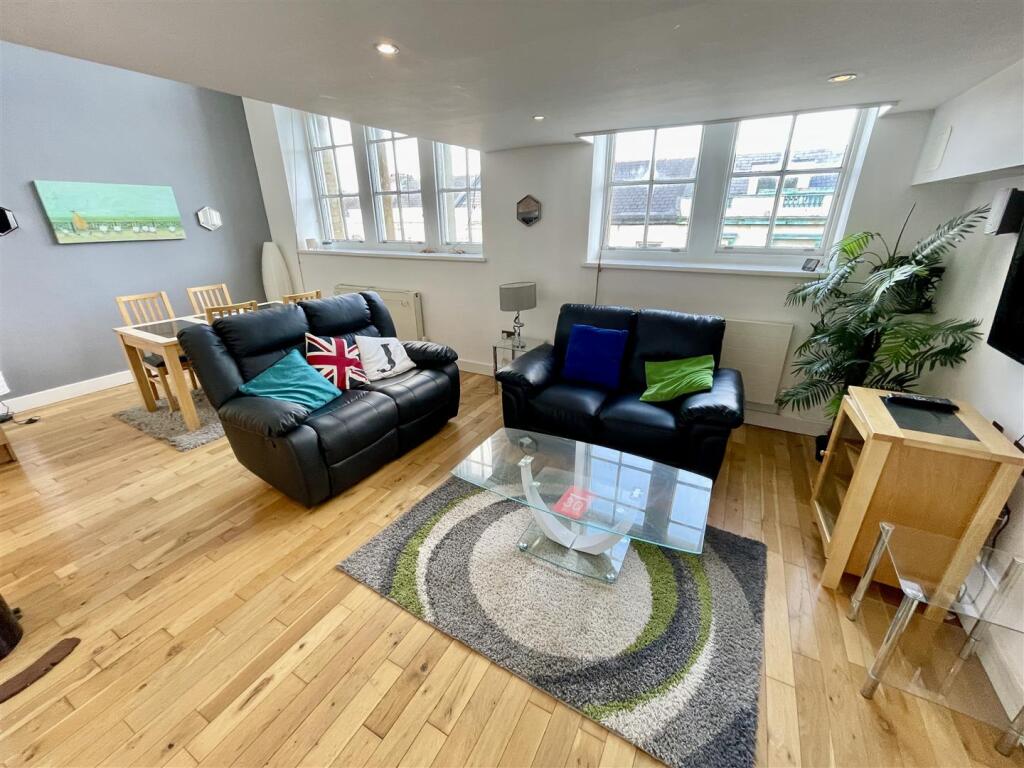 FullSizeRender (10).jpg