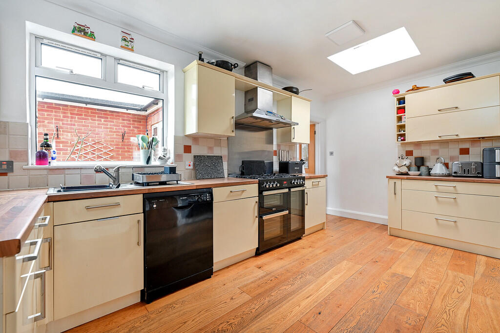 280 Yorktown Rd (...