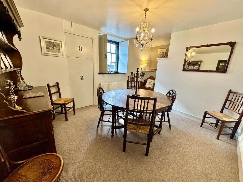 PHOTO-2025-10-11-10-18-39 (20).jpg