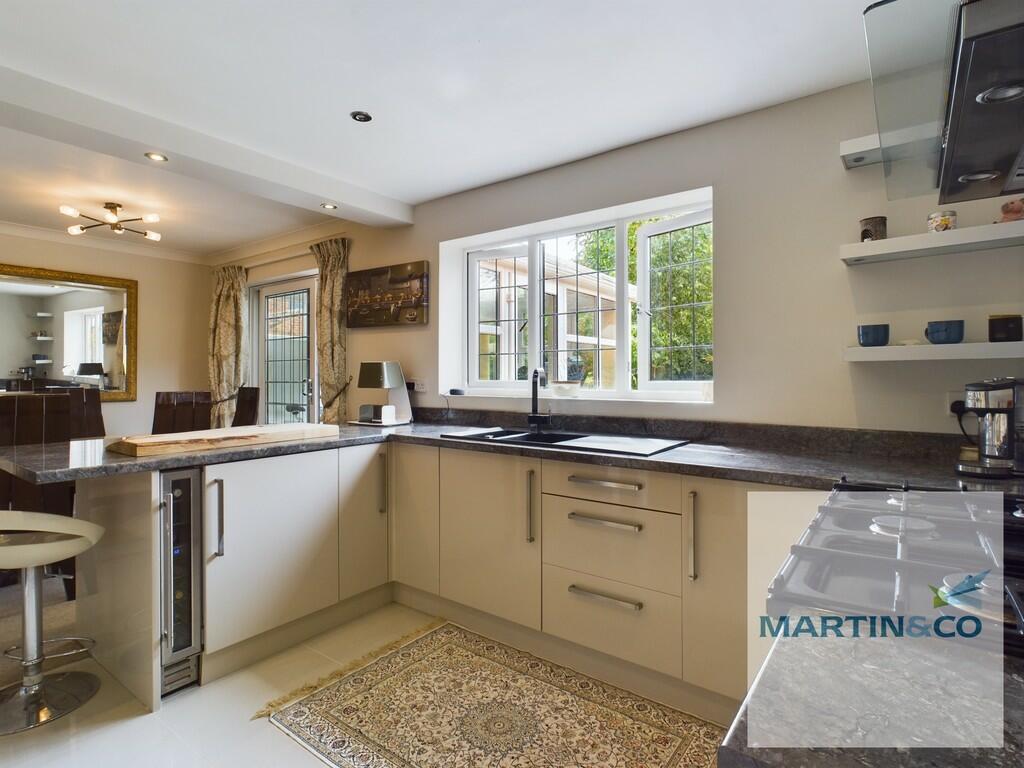 CAM03663G0-PR0049...