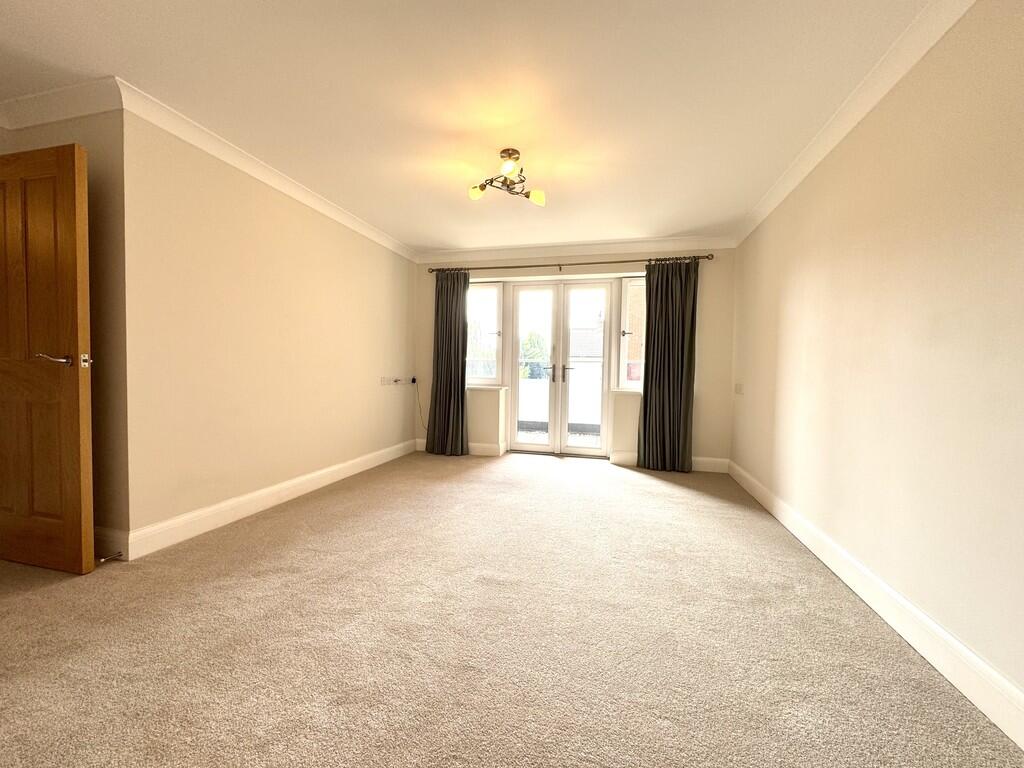 5 Elmtree lodge l...