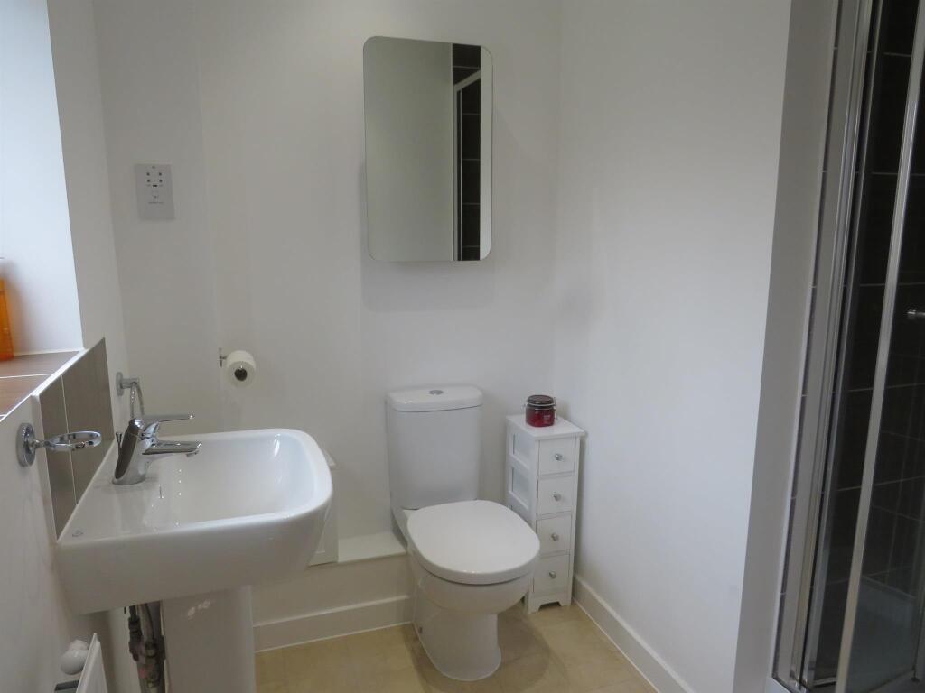 En-suite Bathroom