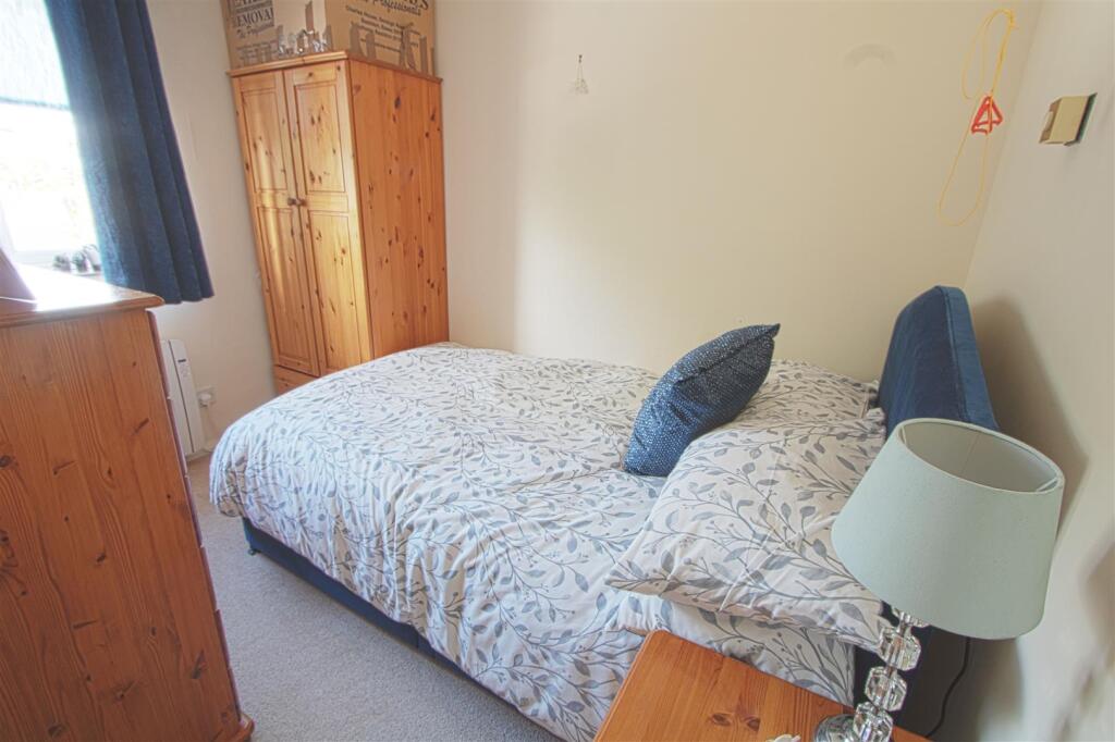 BEDROOM TWO.jpg