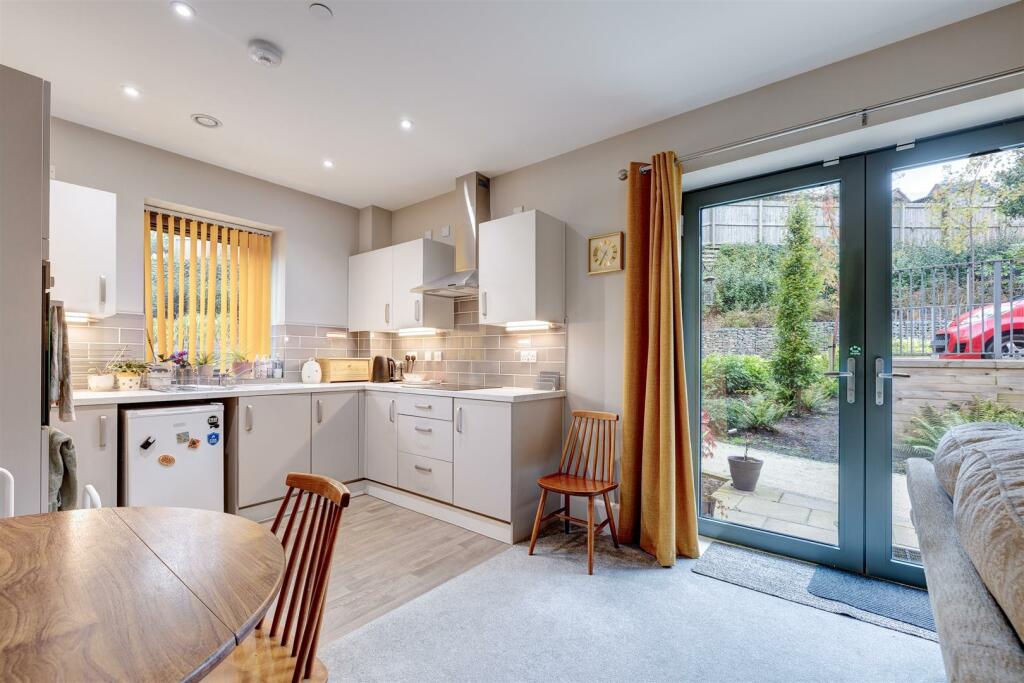 8 Springfields, School Lane, Ashby