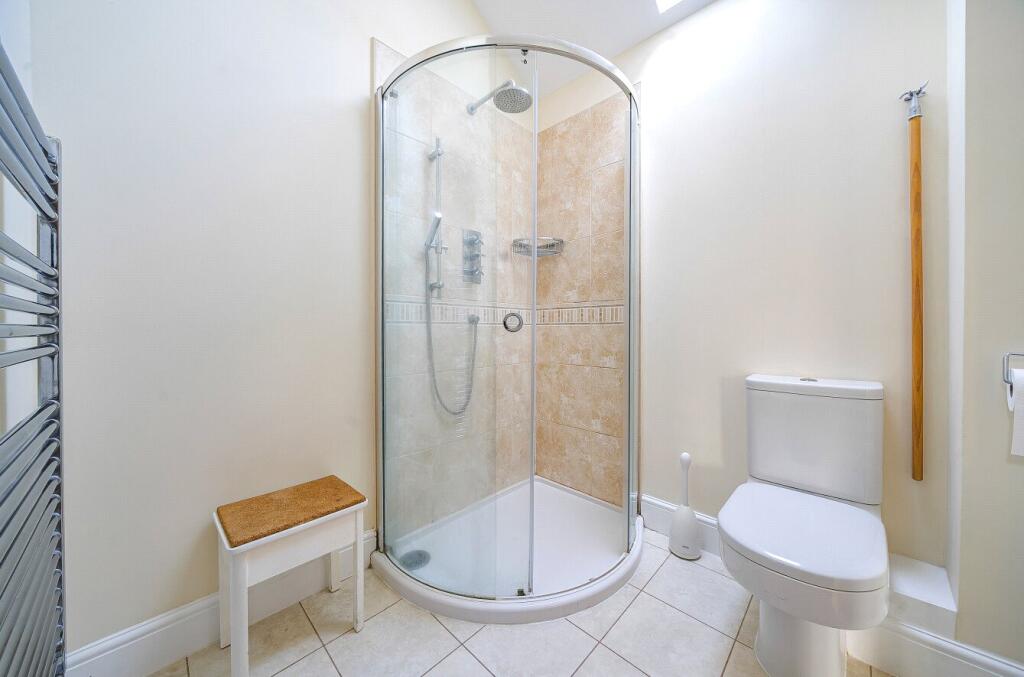 En-Suite Shower