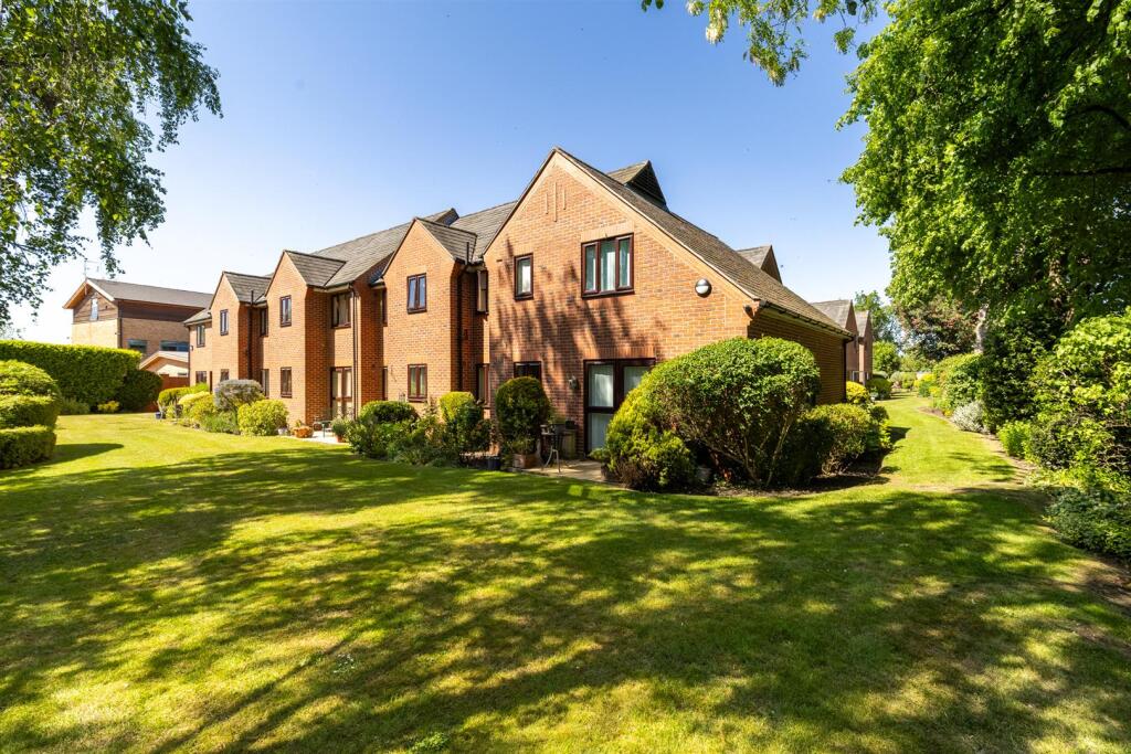19CromwellCourt-3.jpg