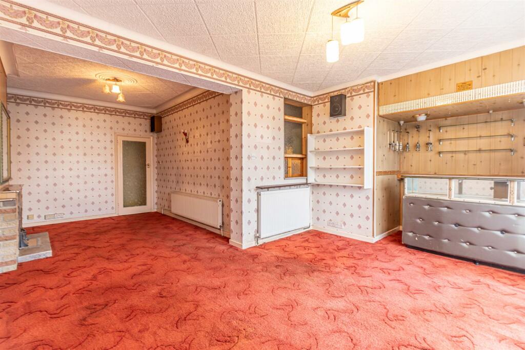 extended reception room