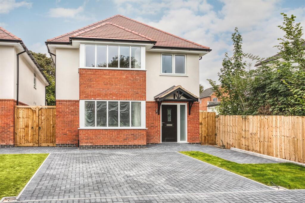 2025-08-18 08.18.06-2_HDR.jpg