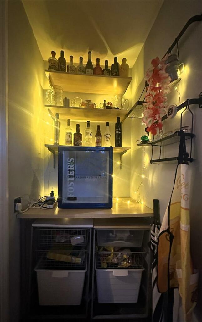 Bar.jpg