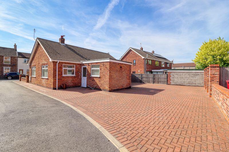 Garden/Off-Road Parking