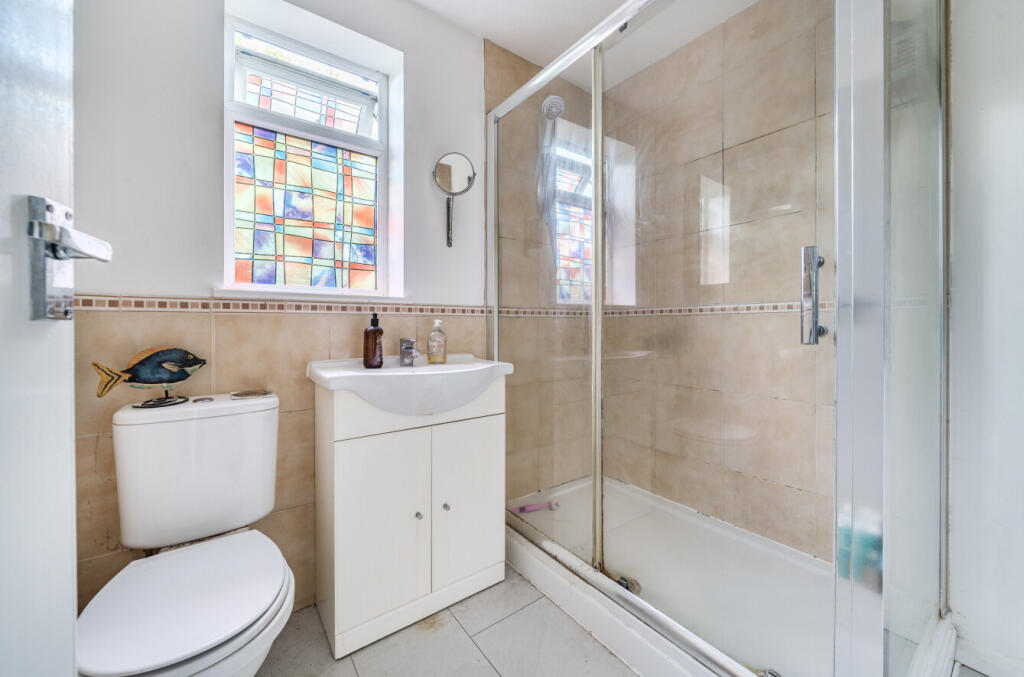 1309853-7-684add7...