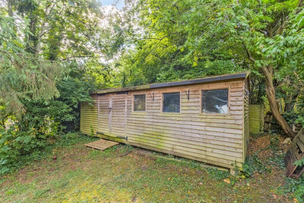 Nevells Road 207-14.jpg