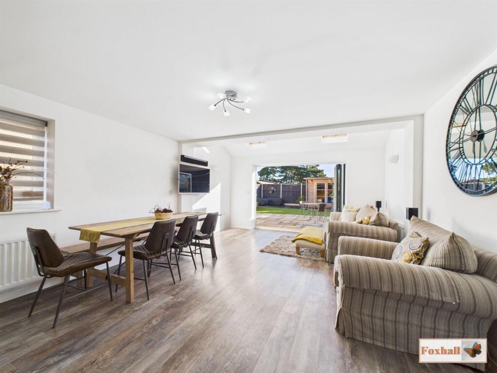 Kitchen / Dining / Family Area