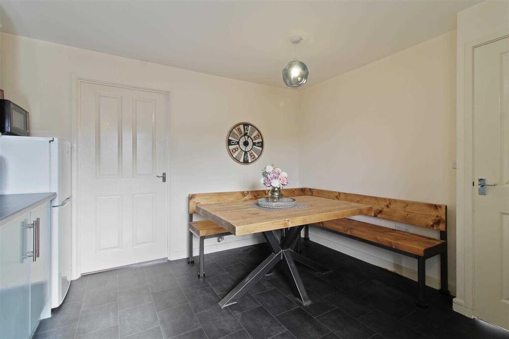 Kitchen diner