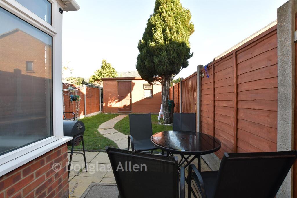 Patio / Decking