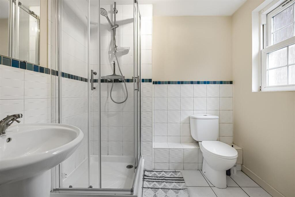 3_64840.JPG