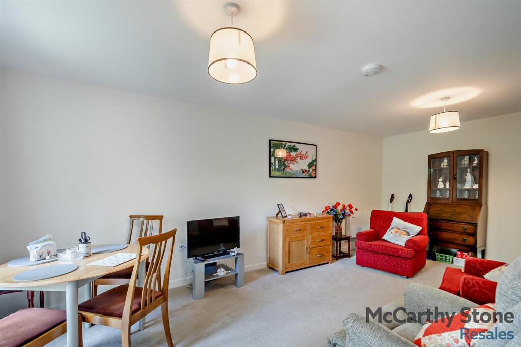 8657080-interior04-800.jpg