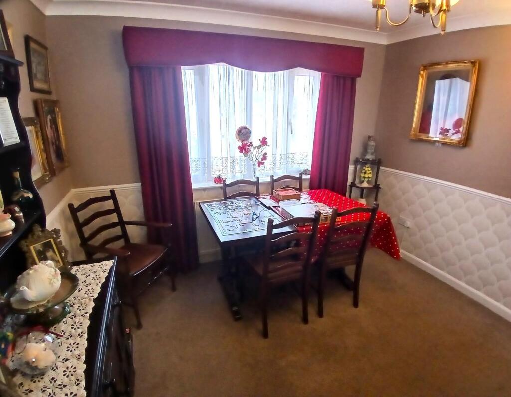 Dining area.jpg