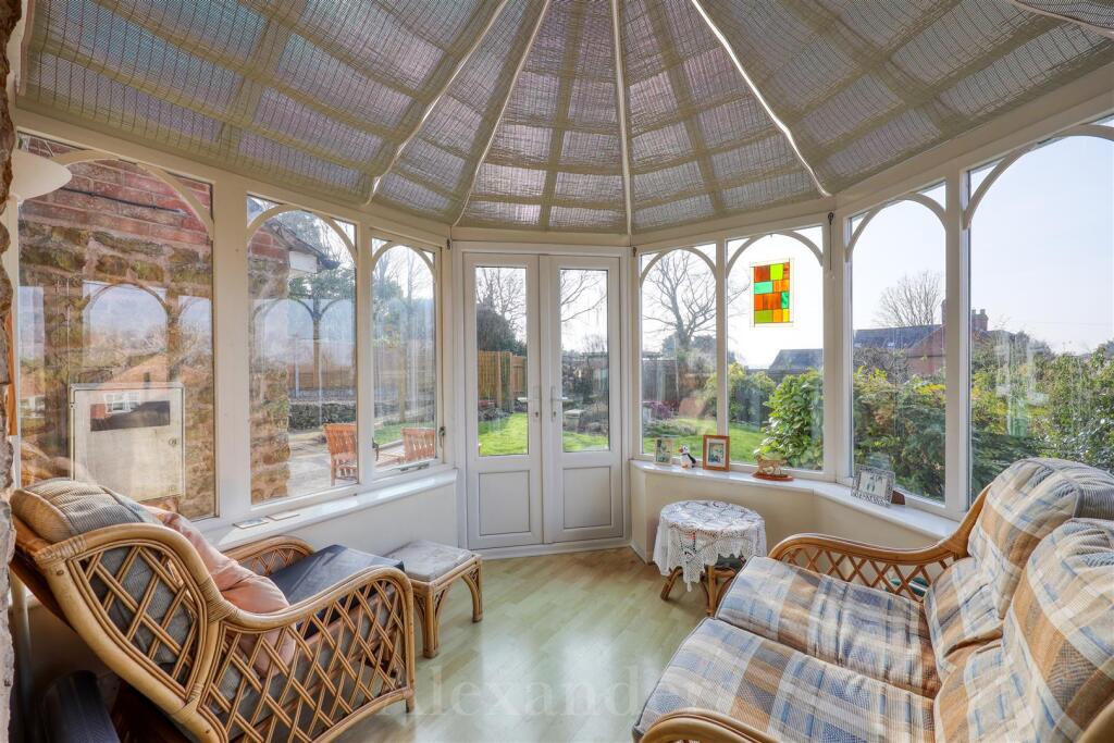 Rainbow Cottage-09.jpg