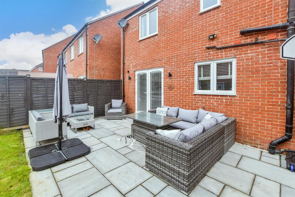 Patio / Decking