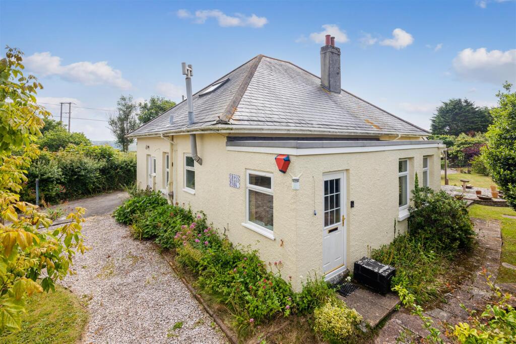 A08 - Cross Park Ringmore Kingsbridge - 250617.jpg