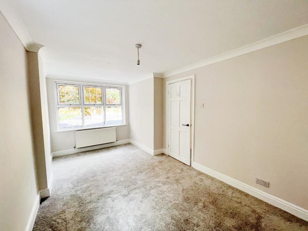 Family Room 2.jpg
