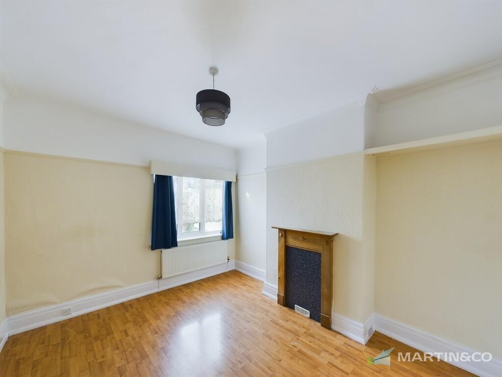 CAM02318G0-PR0399...