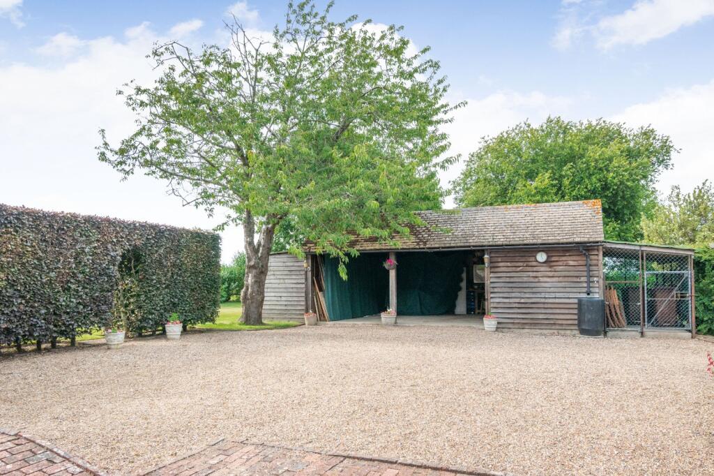 Car Port/Outbuilding