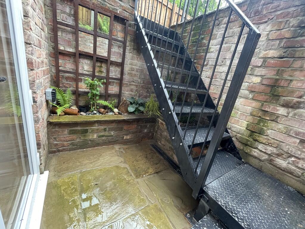 iPhone-2024.05.23...