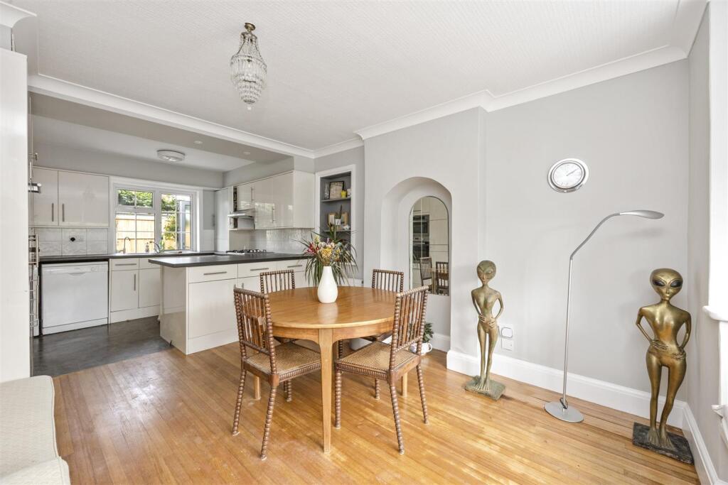 Brook Lane, 32-007.JPG