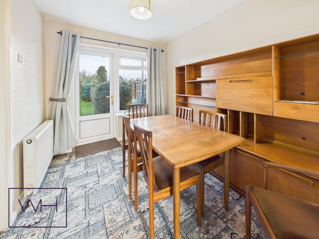 CAM03785G0-PR0218-ST