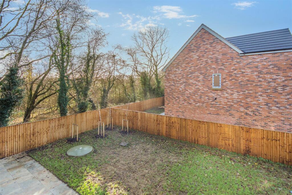 8672135-exterior23-v2.jpg