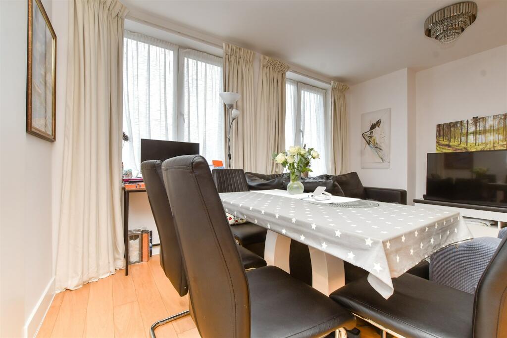 Kitchen/Lounge/Diner