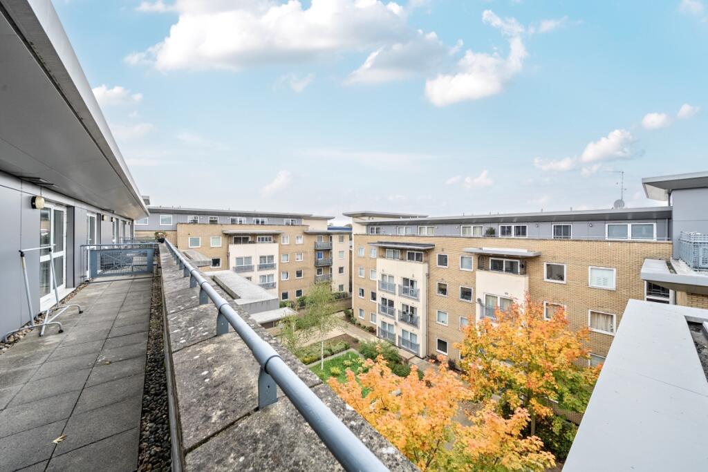 1369552-21-68ef7c...