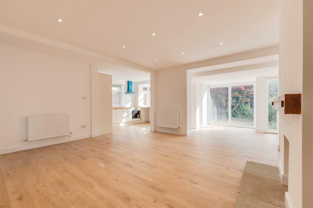 Constables Wallcroft-2-11.jpg