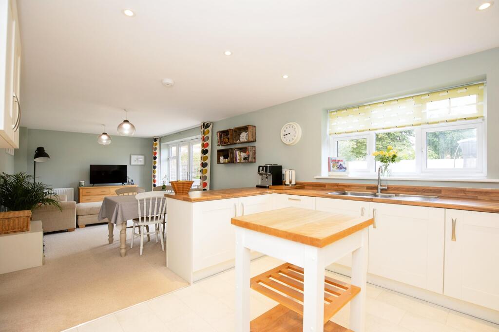 Kitchen/Family Room