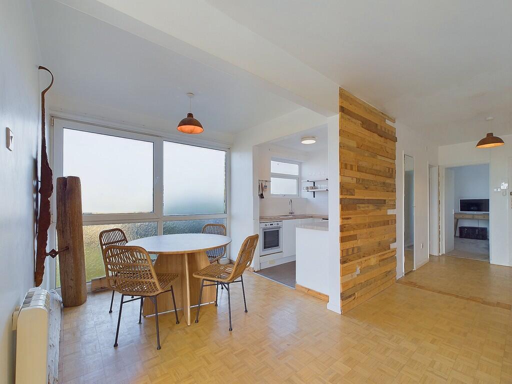 CAM03519G0-PR0120...