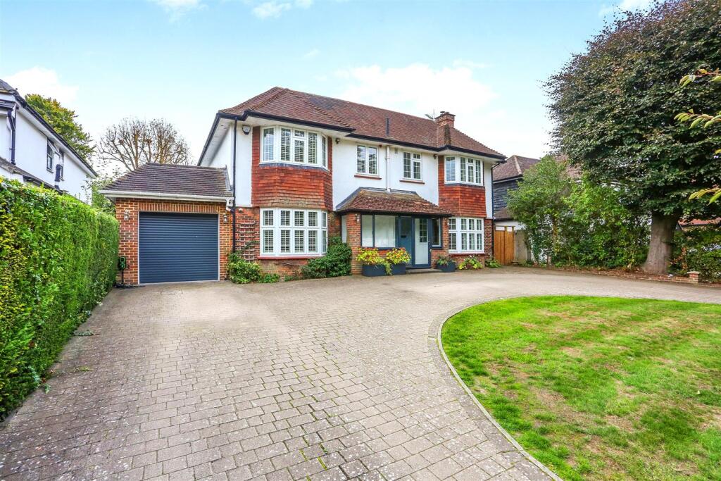 1543468517 - 44 (1).jpg