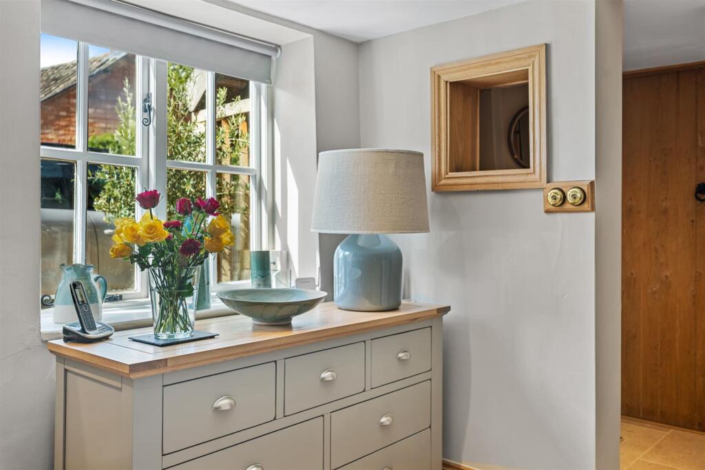 RoseCottageWeb14.jpg