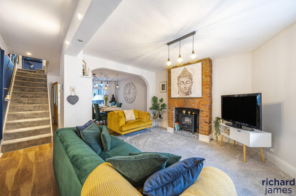 4f4734ad-46b3-497...