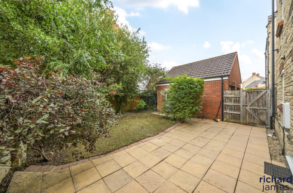 9165466a79974371b5cbe6f8fc4e70c1