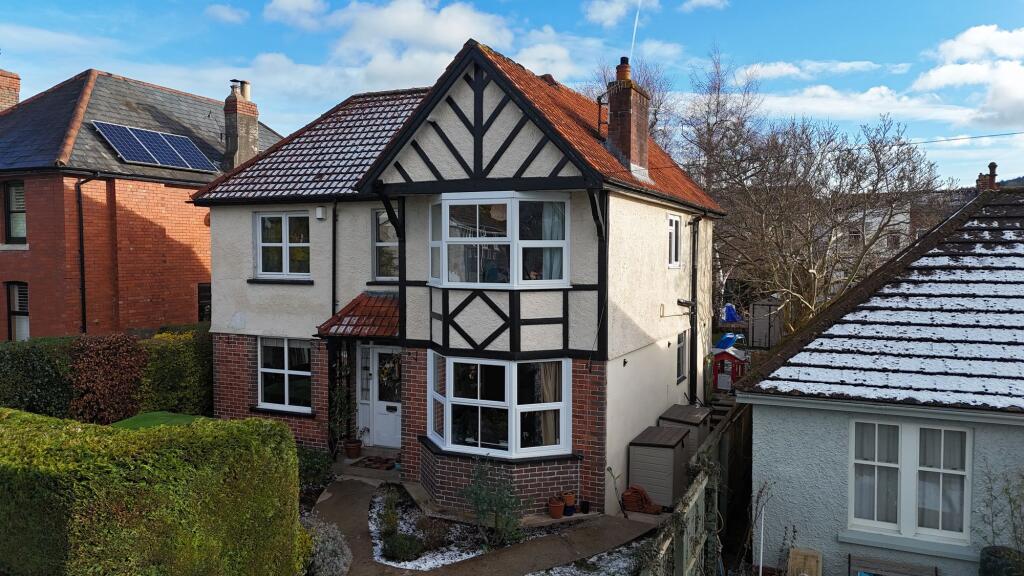 Hereford Road, Abergavenny, NP7
