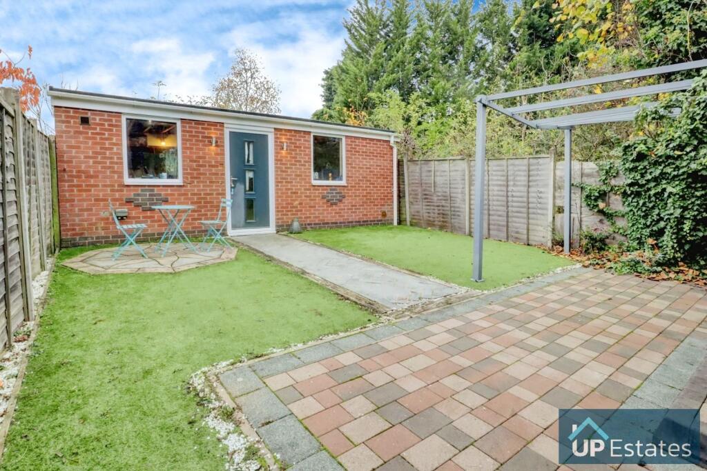 Rear Garden &amp; Outbuilding