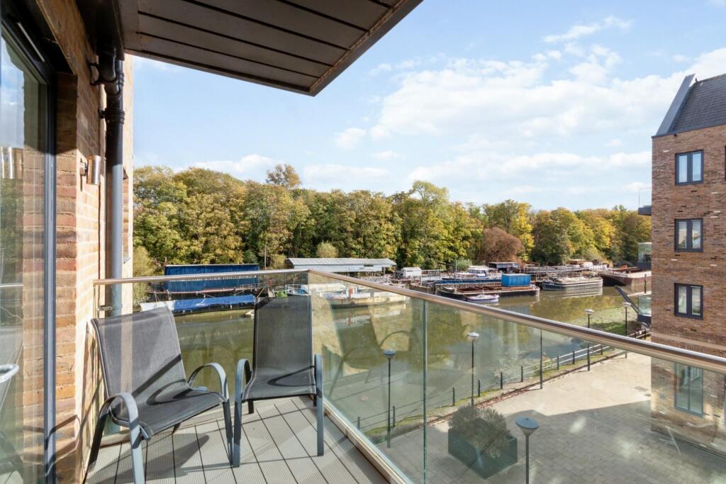 Lion Court 69 PH12.jpg