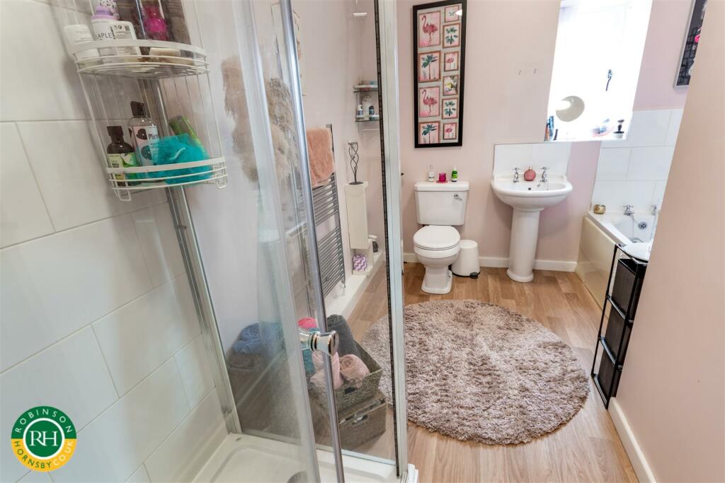 bathroom (Blythgate)