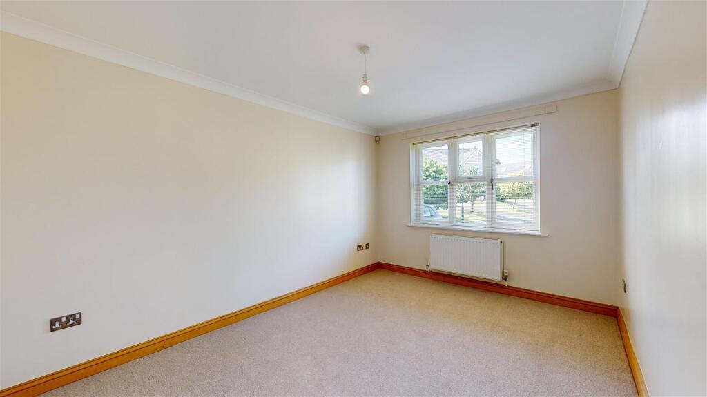 8 Nursery Meadows, Dining Room 2.jpg