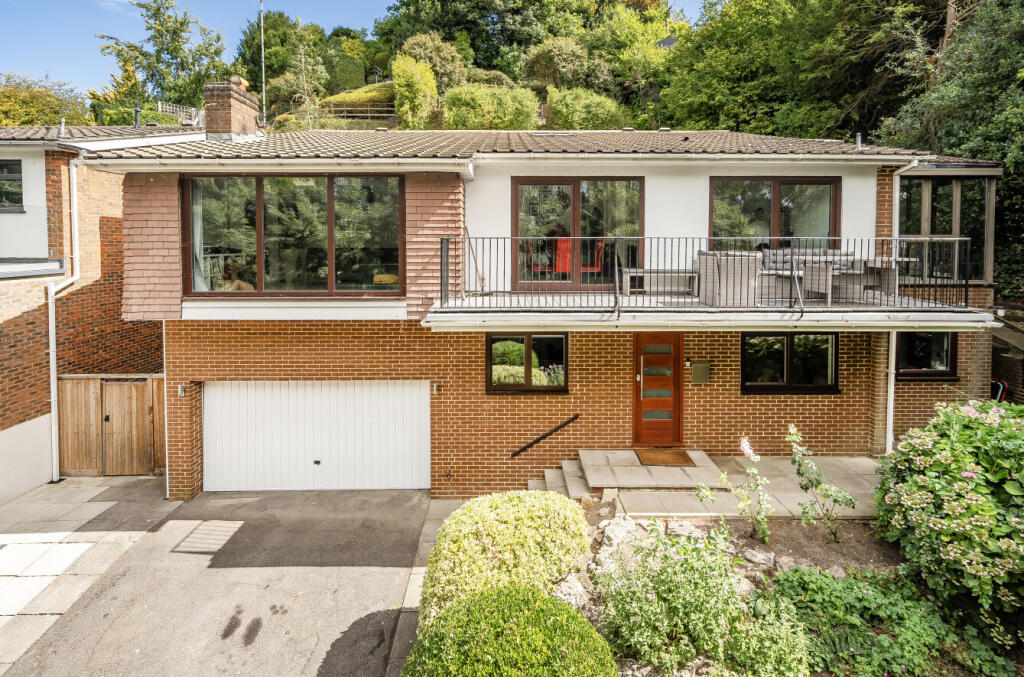 Contemporary Dwellin